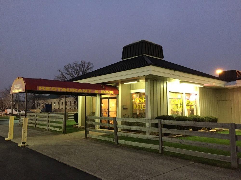 Super 8 By Wyndham Columbus Hotel Exterior foto
