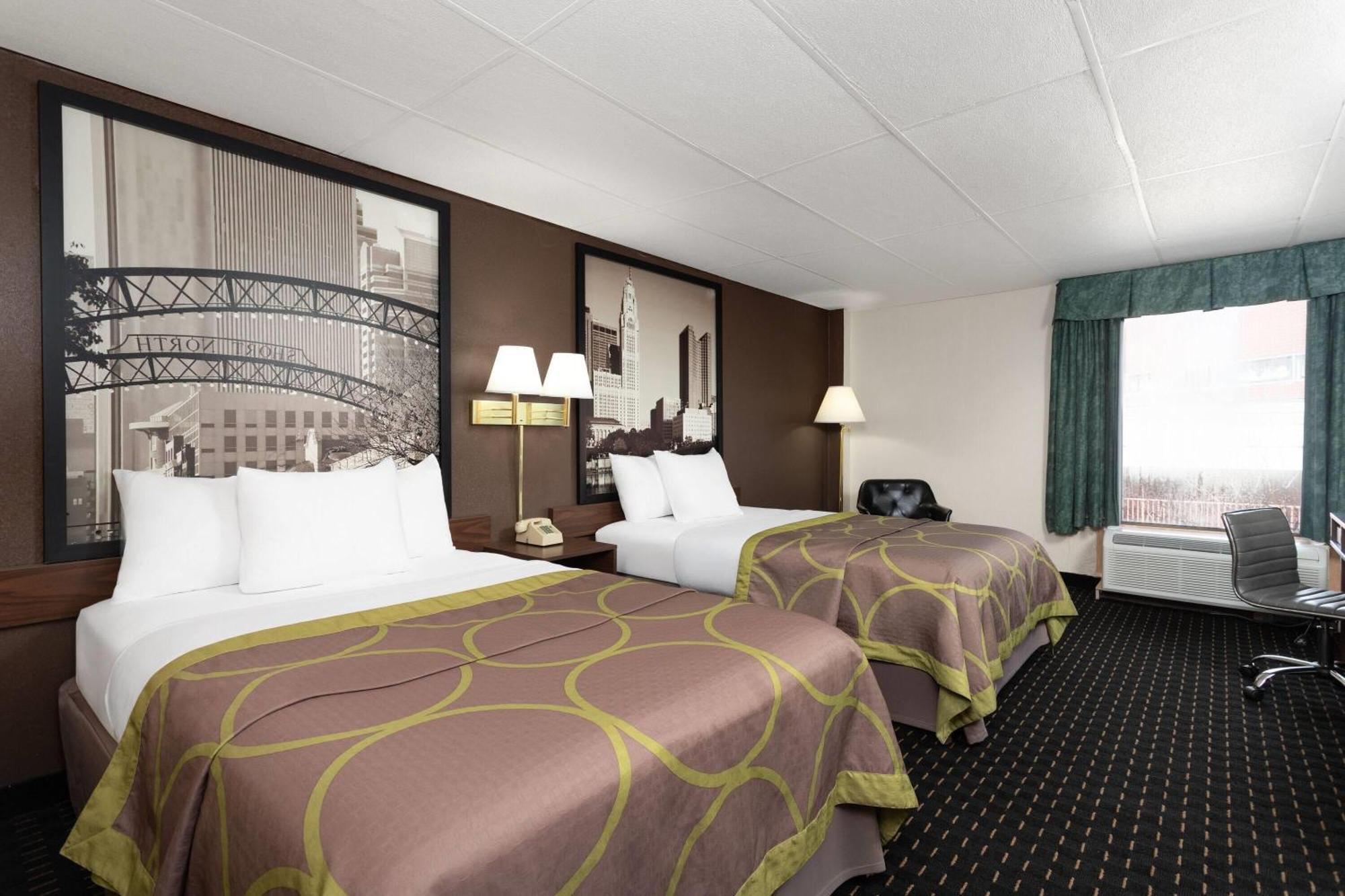 Super 8 By Wyndham Columbus Hotel Exterior foto
